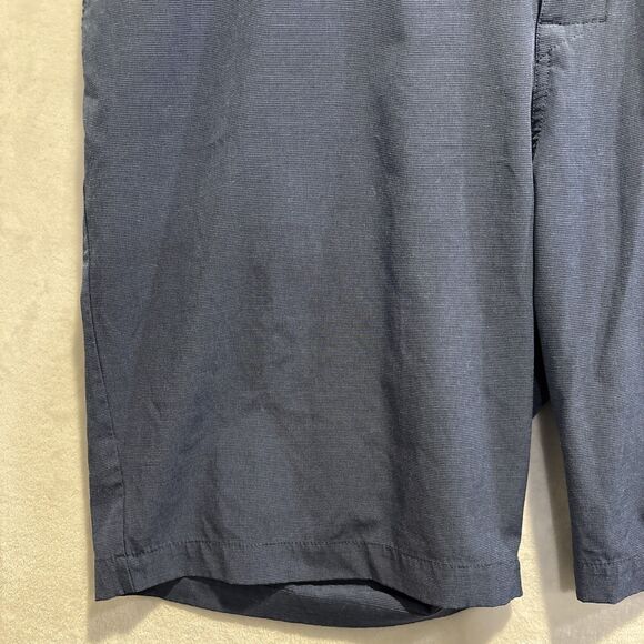 Travis Mathew Size 42 Blue Polyester Blend Performance Shorts Golf 10” Inseam - Picture 4 of 14